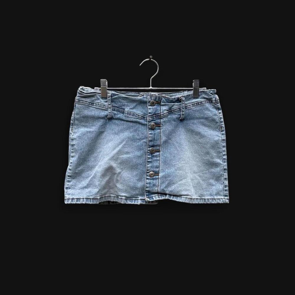 90s light wash denim mini skirt